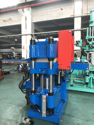 Otomatik Kauçuk Çubukları Yapmak İçin Büyük Düz Vulkanlaştırma Kauçuk Pres Makinesi