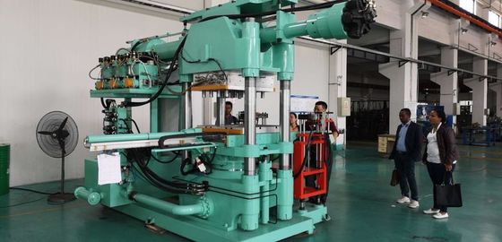 Yatay Kauçuk Enjeksiyon Kalıplama Makinesi Otomobil parçaları yapmak için Otomobil parçaları
