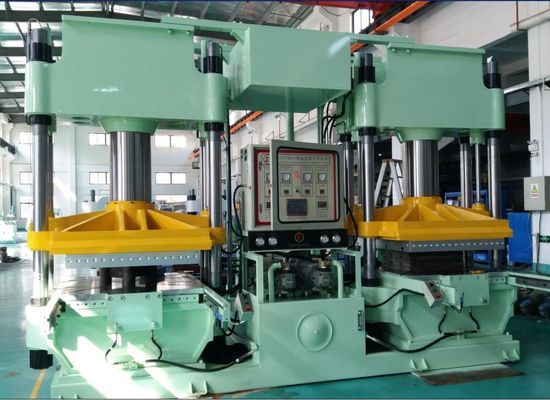 Kauçuk aksesuarları için 300 tonluk vakum sıkıştırmalı kauçuk enjeksiyon makinesi
