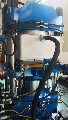 Kauçuk Ürünleri Üretme Makinesi Vakum Kalıplama Kauçuk Makinesi UPVC borular için Kauçuk Dükkanları Yapmak için
