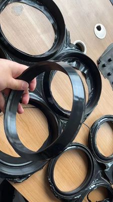 UPVC Borular İçin Kauçuk Contalar Yapmak İçin Masaüstü Vakum Kalıplama Makinesi Kauçuk Contalar Kalıplama Makinesi