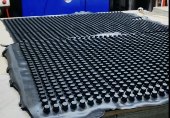300 Ton Calmp Force PLC Kontrol Kauçuk Kapak Kapak Tıbbi İçin Kalıp Vakum Sıkıştırma Enjeksiyon Makinesi Yapma